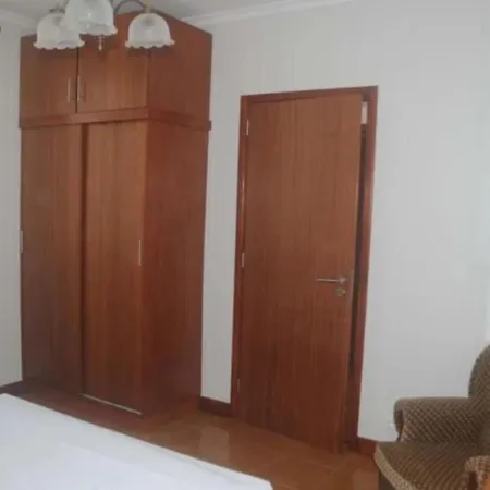 בית נופש Residencia Teresinha *