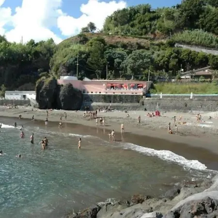 Residência Teresinha Casa de Férias *