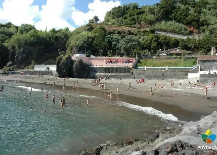 Residencia Teresinha 度假居 *